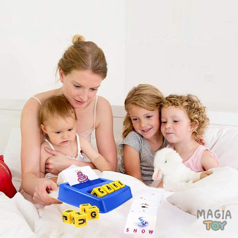 Brinquedo com letras e números para crianças